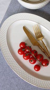 Wilmax Ovales Porzellan-Servierplatte mit Goldrand, 35 x 25 cm, WL-880102117/A